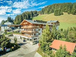 Chalet in Mittersill by Ski Lift & Sauna