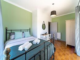 Rustic Spa Retreat in Netos