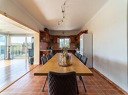 Rustic Spa Retreat in Netos