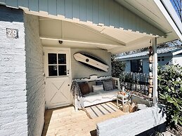 Authentic Cosy Beach Cottage in Callanstoog