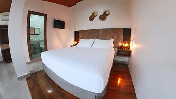 La Mar Hotel Playas