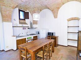 Apartment in Umbria With Shared Pool