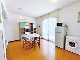 Belvilla by OYO Spacious Villa With Private Garden