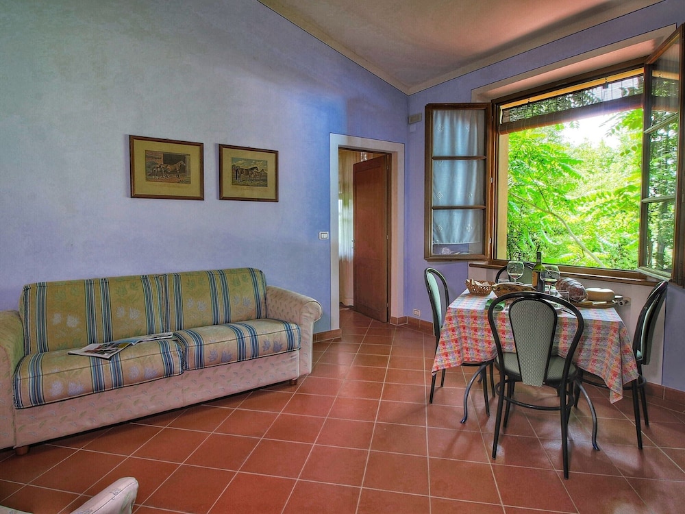 Charming Cottage in Sinalunga