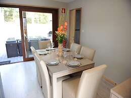 Chalet in Rochefort With Garden BBQ
