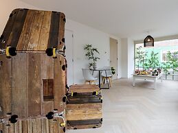 Shared Garden Apartment Retreat