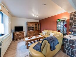 Holiday Home in Bullingen With Garden