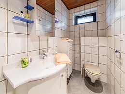 Holiday Home in Bullingen With Garden