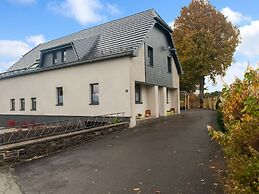 Holiday Home in Bullingen With Garden