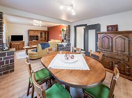 Holiday Home in Bullingen With Garden