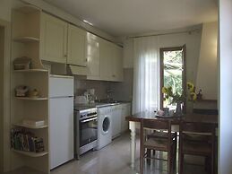 Apartment in Sassetta With Pool and Scenic Views