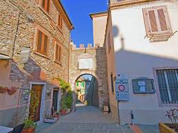 Apartment in Sassetta With Pool and Scenic Views