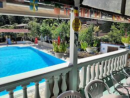 Romantic Apartment in Mpenitses With Shared Pool
