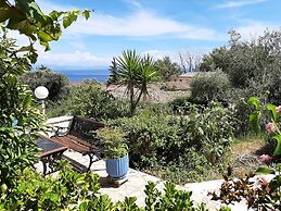 Romantic Apartment in Mpenitses With Shared Pool