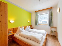 Large Apartment With a Large Balcony in Kappl