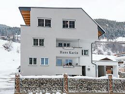 Large Apartment With a Large Balcony in Kappl