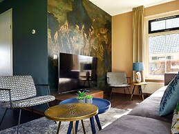 Family Home With Wellness