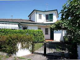 Villa in Caorle Near Spiaggia Tartaruga