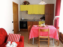 Apartment in Celledizzo Near Ski Bus