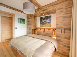 Golden Lodges Rauris Resort With ski Storage