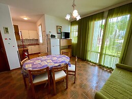Family Villa With Private Garden