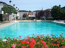 Family Villa With Private Garden