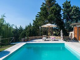 Charming Retreat in Armaiolo