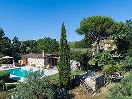 Charming Retreat in Armaiolo
