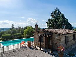 Charming Retreat in Armaiolo