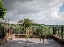 Charming Retreat in Armaiolo