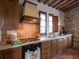 Charming Retreat in Armaiolo