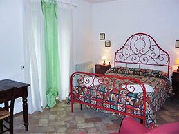 Apartment in Umbria With Garden