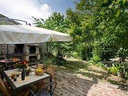 Holiday Home in Assisi With Heated Pool