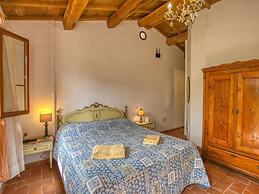 Holiday Home in Assisi With Heated Pool