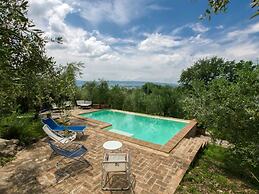 Holiday Home in Assisi With Heated Pool