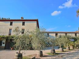 Farmhouse in Umbertide With Pool