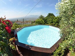 House in Ciciana With Pool and Scenic Views