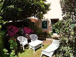 House in Ciciana With Pool and Scenic Views