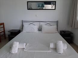 Apartment in Mpenitses With Sea Views & Pool