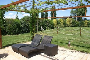 Holiday Home in Foligno With Pool and Terrace