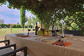Holiday Home in Foligno With Pool and Terrace
