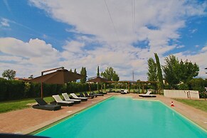 Holiday Home in Foligno With Pool and Terrace