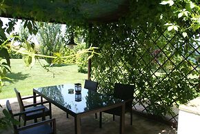 Holiday Home in Foligno With Pool and Terrace