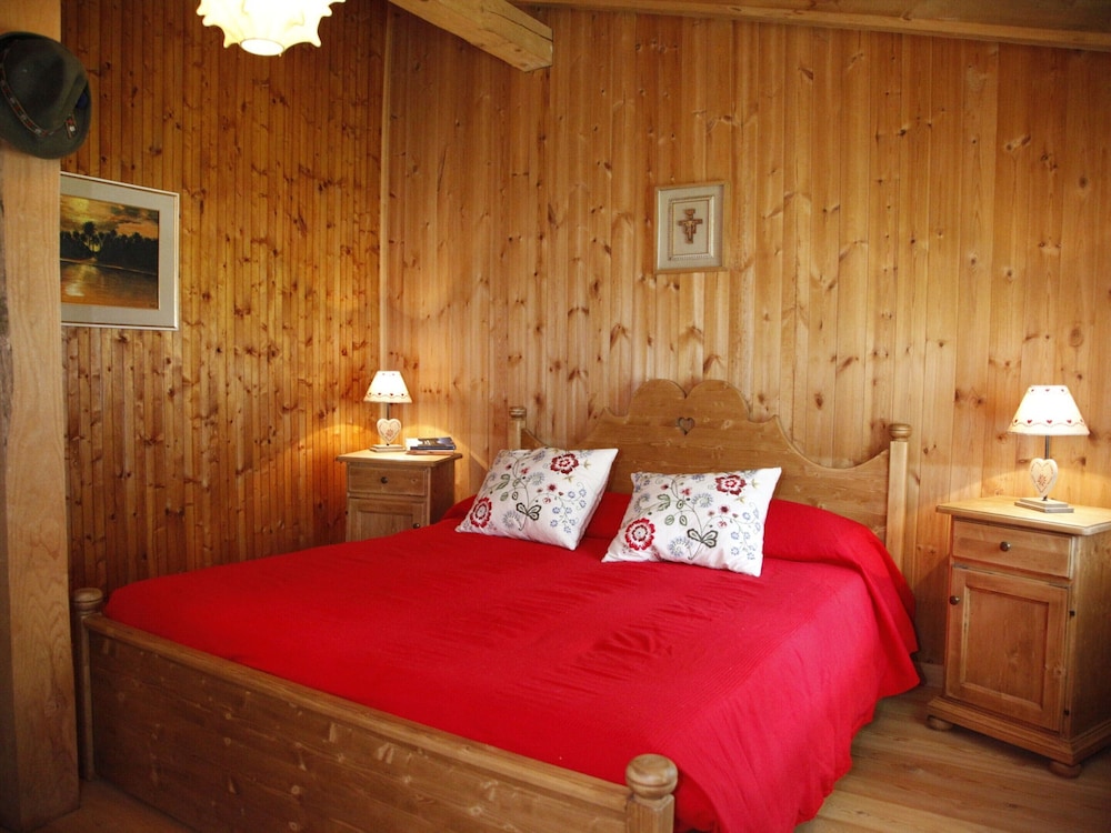 Chalet in Asiago With Alpine Charm