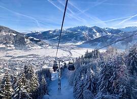 Chalet in Stuhlfelden Near Ski Slopes