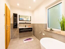 Chalet in Stuhlfelden Near Ski Slopes