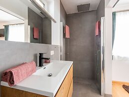 Chalet in Stuhlfelden Near Ski Slopes
