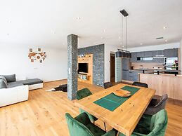Chalet in Stuhlfelden Near Ski Slopes
