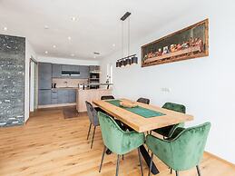 Chalet in Stuhlfelden Near Ski Slopes