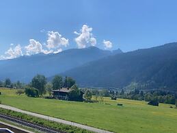 Chalet in Stuhlfelden Near Ski Slopes